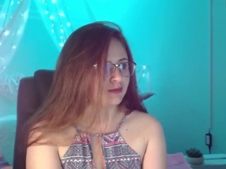 MARIE-SNOW on cam for live nude video chat