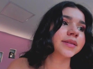 VictoriaLeia on cam for live nude video chat
