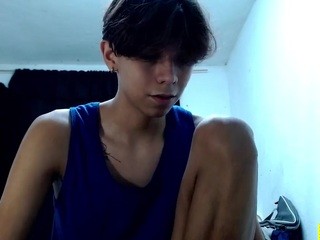 VinZ on cam for live nude video chat