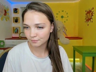 Emma-rase on cam for live nude video chat