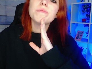 emmi-pose on cam for live nude video chat