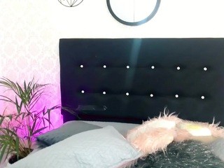 lucy_cooper on cam for live nude video chat