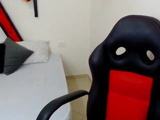 playfil-girlssr on cam for live nude video chat