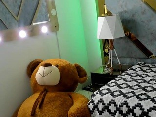 SaharaKross on cam for live nude video chat