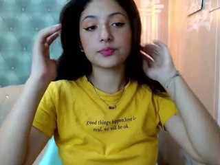 sexybitxh17 on cam for live nude video chat