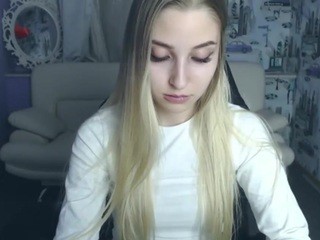 SinAmor on cam for live nude video chat