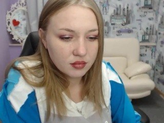 AndyaHias on cam for live nude video chat