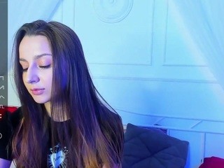 Anny-Luv on cam for live nude video chat