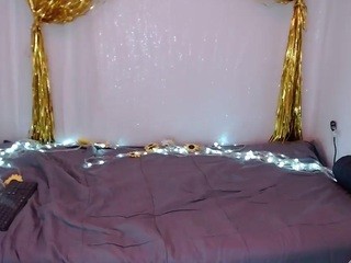 Dani-jolie on cam for live nude video chat