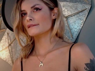 ?, ?? F E R ??? on cam for live nude video chat