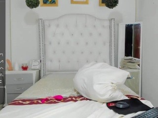 IsaRouse1 on cam for live nude video chat