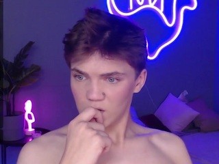 JastineHorn on cam for live nude video chat