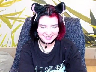 LilyRoxx on cam for live nude video chat