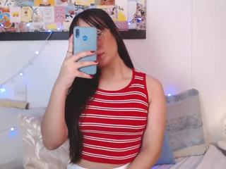 Megan Evanz on cam for live nude video chat
