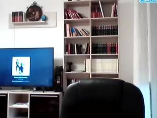 MilfMilennia on cam for live nude video chat