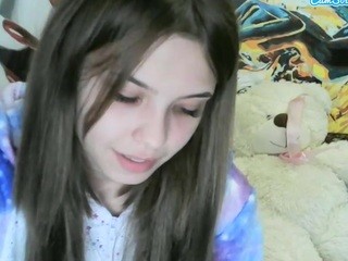 MiraPics on cam for live nude video chat