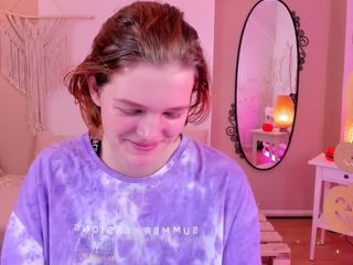 MogurLoky on cam for live nude video chat