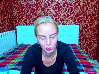 Nikol4Love on cam for live nude video chat