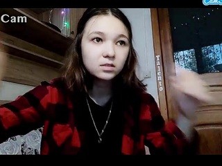 OlliSoon on cam for live nude video chat