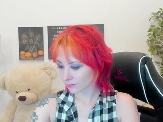 pumpgirl on cam for live nude video chat