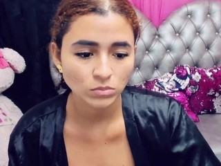 samyy-hot on cam for live nude video chat