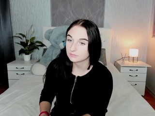CharlyNelson on cam for live nude video chat