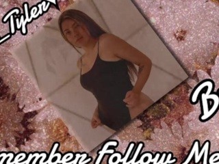 ?, Ariana Tyler? on cam for live nude video chat