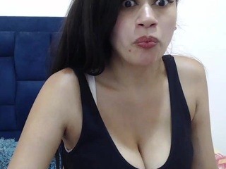 linda-ross on cam for live nude video chat