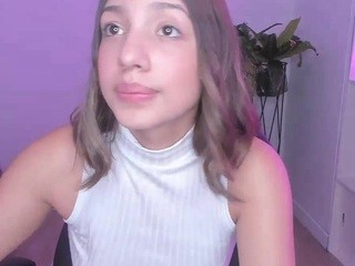 Little-tequila3 on cam for live nude video chat
