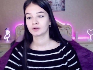 MollySuee on cam for live nude video chat