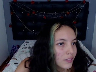 Sunly on cam for live nude video chat