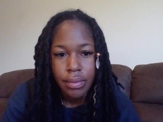 TheGoldCoin on cam for live nude video chat