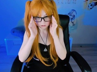 y-Nabi on cam for live nude video chat
