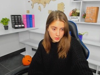 ZariaEdwa on cam for live nude video chat