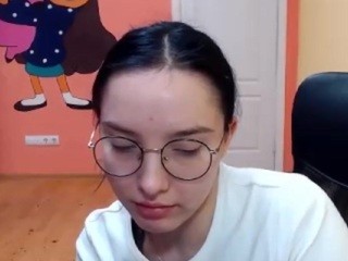 EmilyStoun on cam for live nude video chat