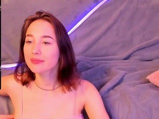 LisaSweetAnn on cam for live nude video chat