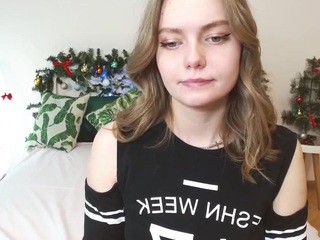 SimaLasi on cam for live nude video chat