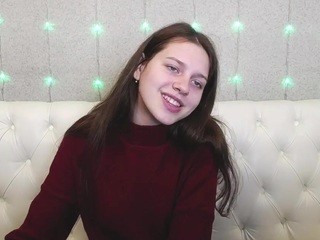 ZoeCraft on cam for live nude video chat