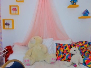elaine-mur on cam for live nude video chat