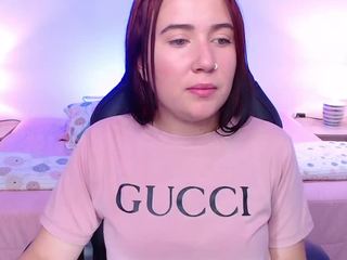 Ellii-brown on cam for live nude video chat