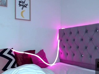EmmaaMiiller on cam for live nude video chat