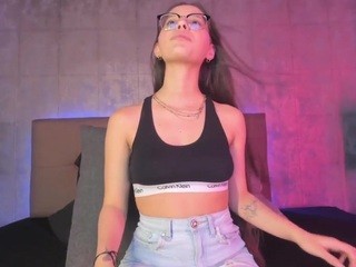 Madisson-griffin on cam for live nude video chat
