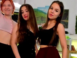 ?, ＫＩＴＴＹ❤️ＢＥＬＬＡ? ＡＲＶＥＮ❤️ on cam for live nude video chat