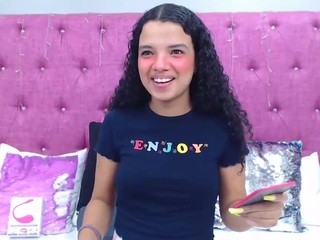 Scarlettward on cam for live nude video chat