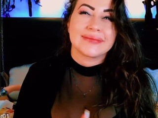 ivymmiller on cam for live nude video chat