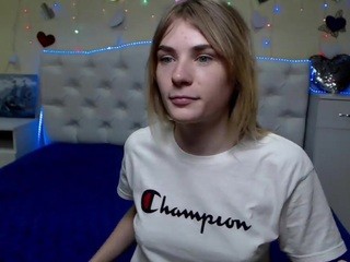 NikaCooper on cam for live nude video chat