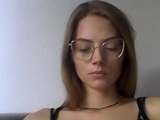 SusieCuteBunny on cam for live nude video chat