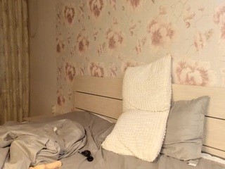 lesssu on cam for live nude video chat