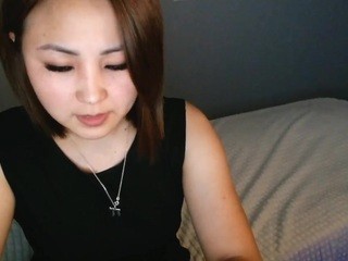 MattiKuon on cam for live nude video chat