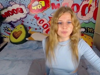 SallyRobberts on cam for live nude video chat